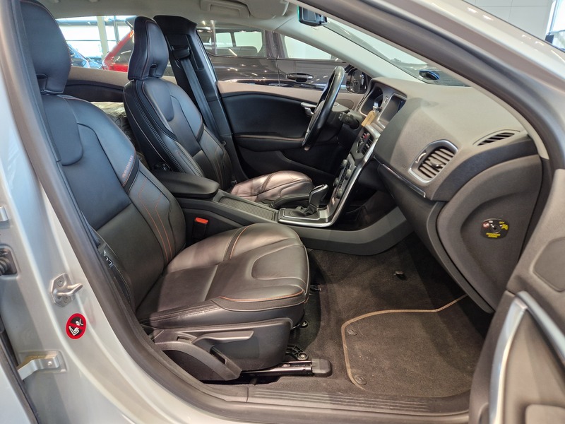 Volvo V40 vaihtoauto