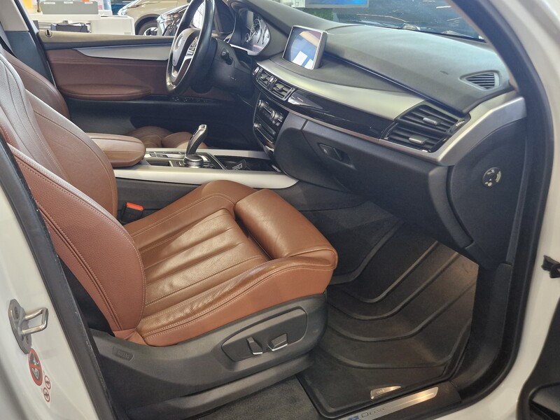 BMW X5 vaihtoauto