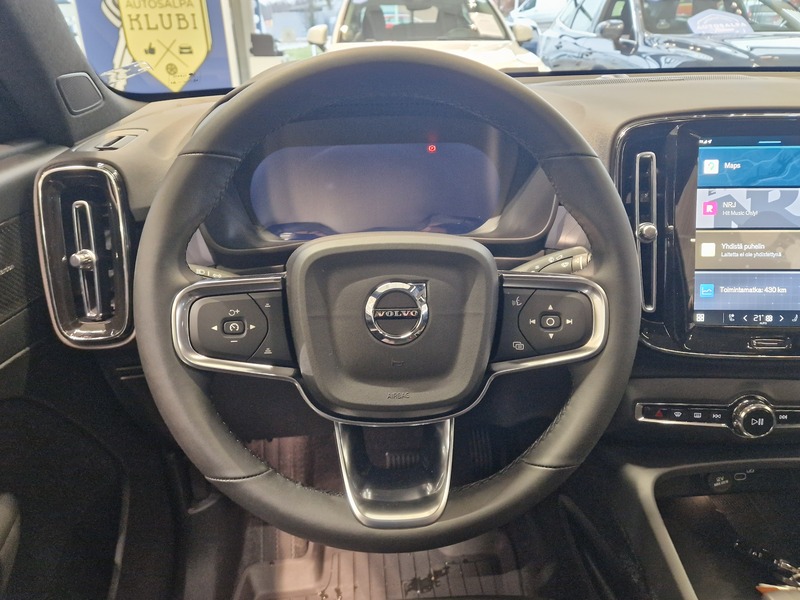 Volvo EC40 vaihtoauto