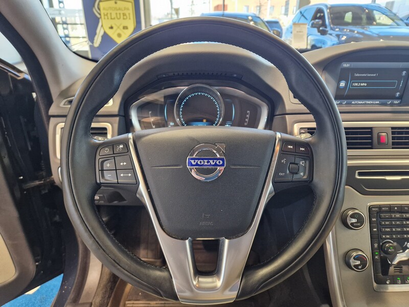 Volvo V70 vaihtoauto