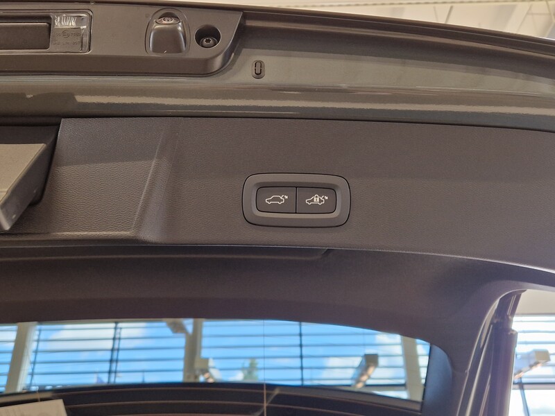 Volvo EX40 vaihtoauto