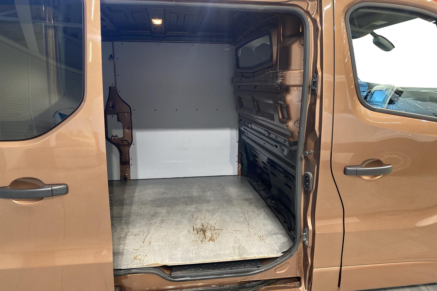 Renault Trafic vaihtoauto