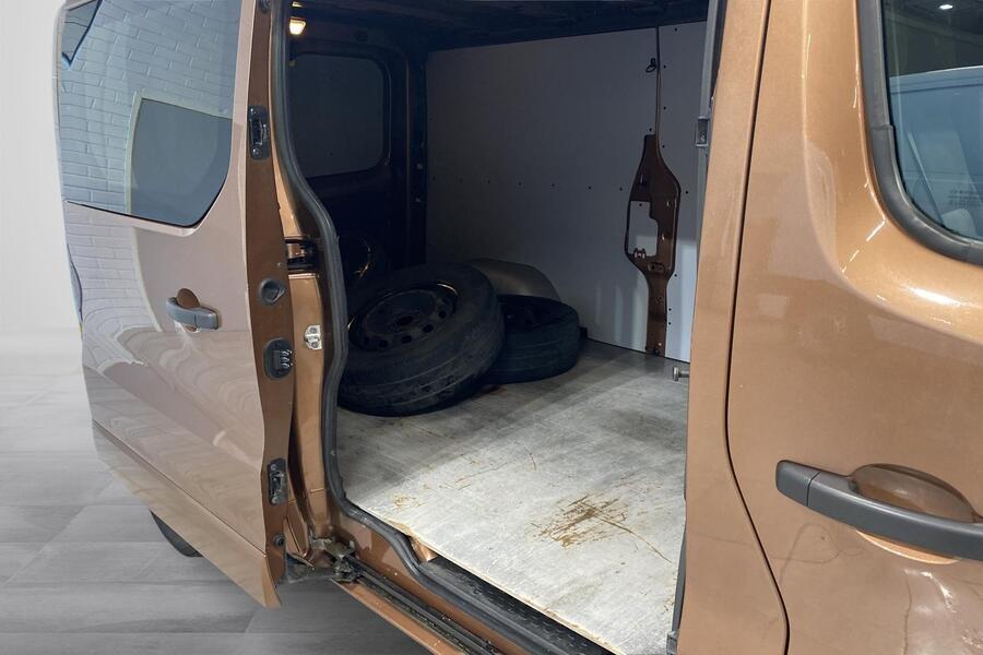 Renault Trafic vaihtoauto