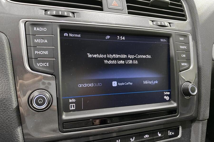 Volkswagen Golf vaihtoauto