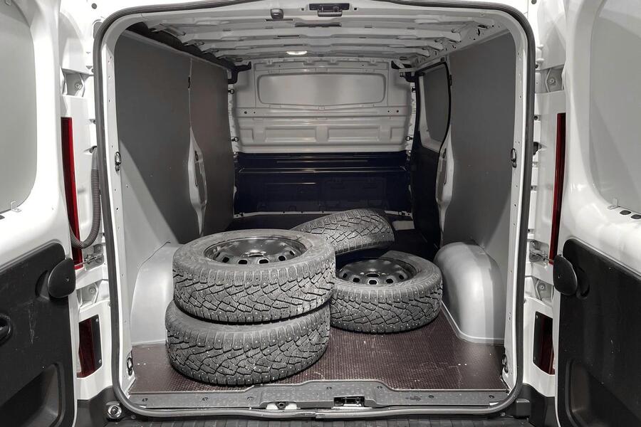 Nissan NV300 vaihtoauto