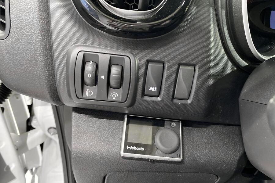 Nissan NV300 vaihtoauto