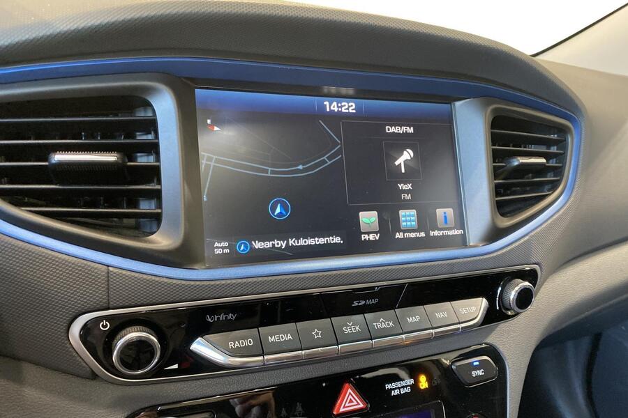 Hyundai IONIQ hybrid vaihtoauto