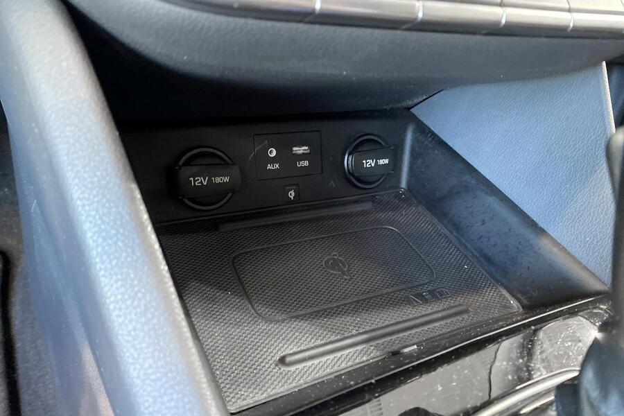 Hyundai IONIQ hybrid vaihtoauto