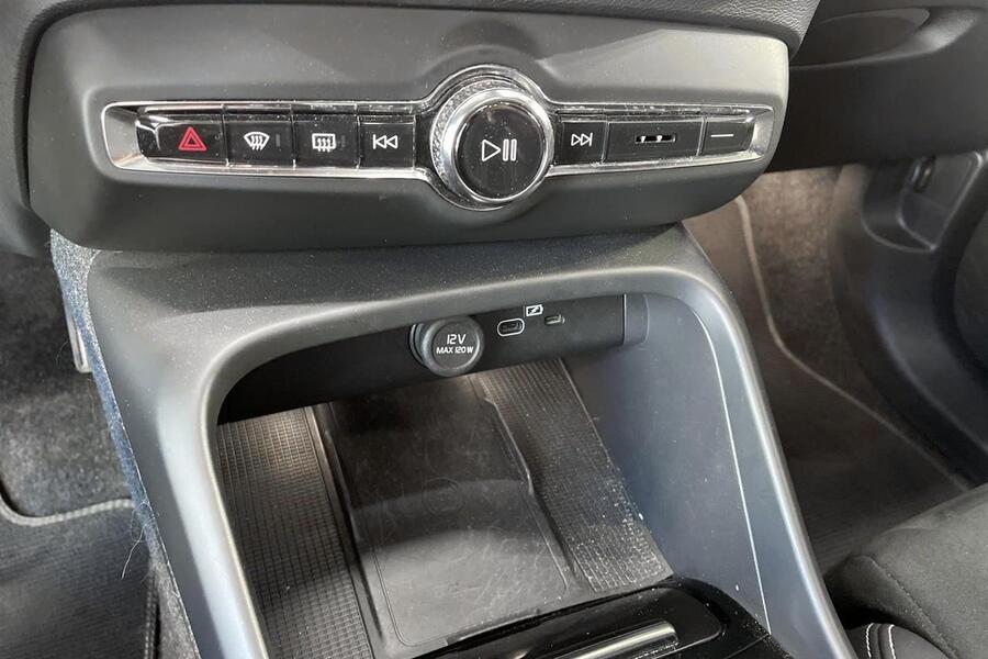 Volvo C40 vaihtoauto