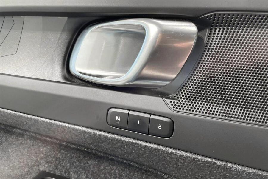 Volvo C40 vaihtoauto