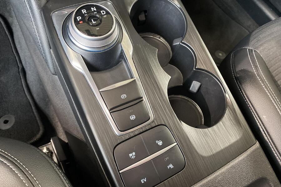 Ford Kuga vaihtoauto