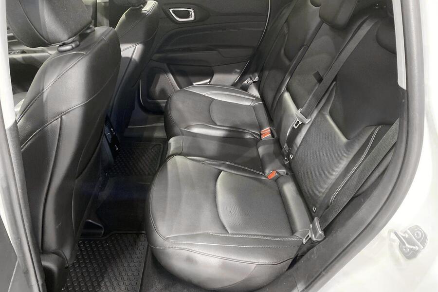 Jeep Compass vaihtoauto