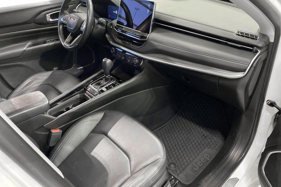 Jeep Compass vaihtoauto