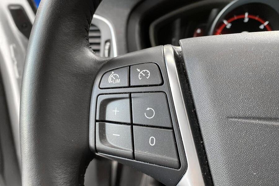 Volvo V40 vaihtoauto