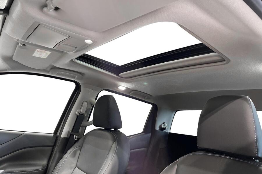 Nissan Navara vaihtoauto