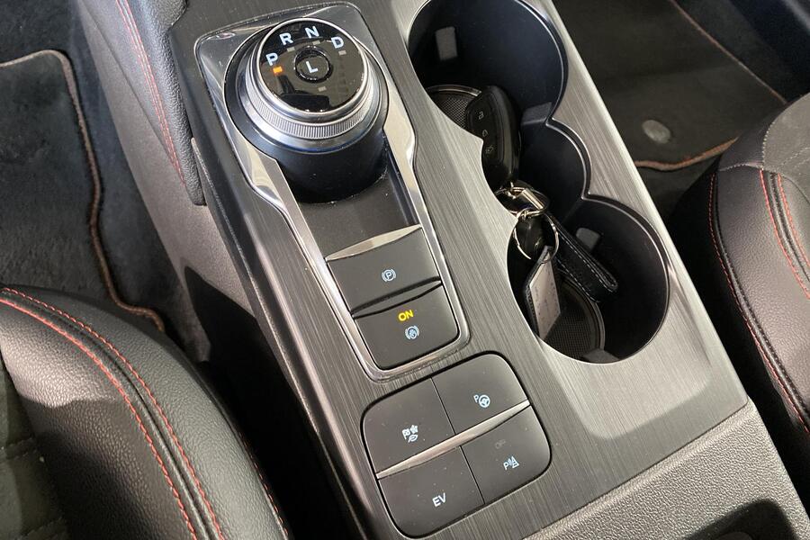 Ford Kuga vaihtoauto