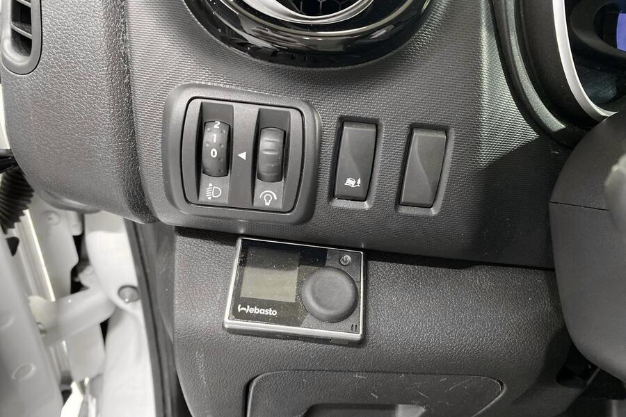 Nissan NV300 vaihtoauto