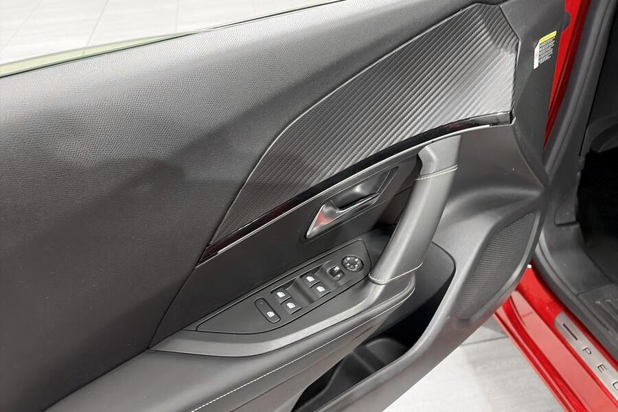 Peugeot e-2008 vaihtoauto