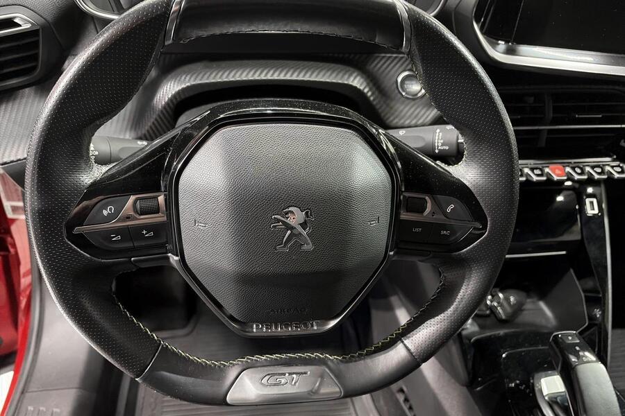 Peugeot e-2008 vaihtoauto