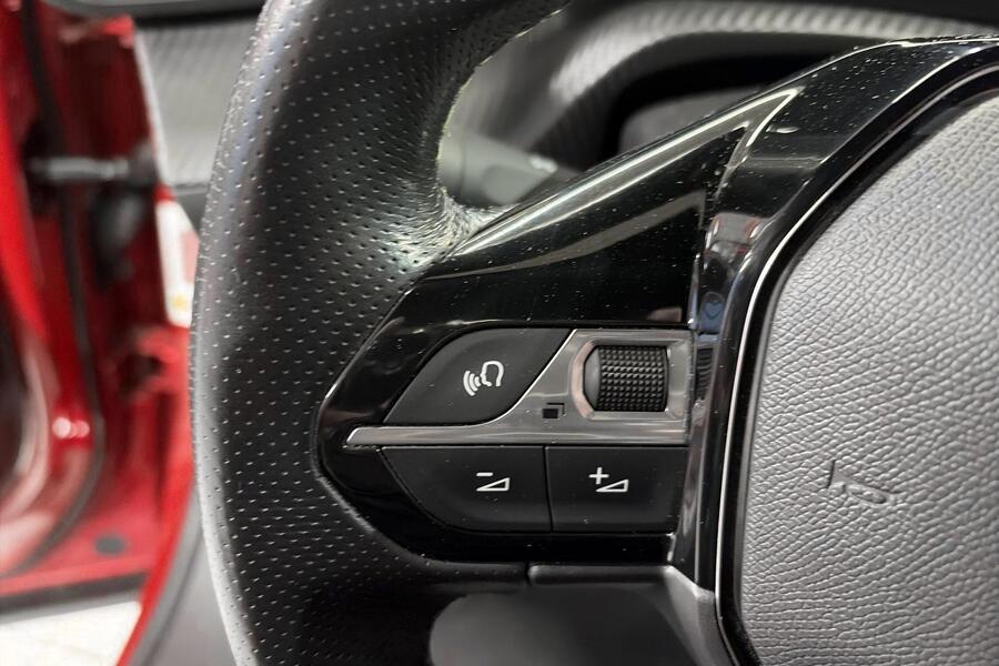 Peugeot e-2008 vaihtoauto