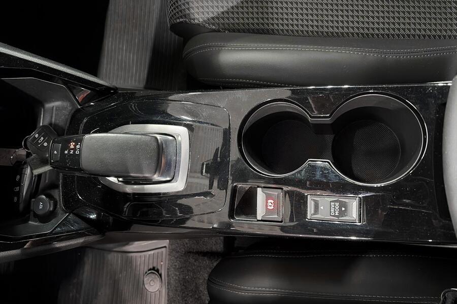 Peugeot e-2008 vaihtoauto