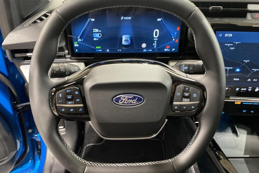 Ford Puma Gen-E vaihtoauto