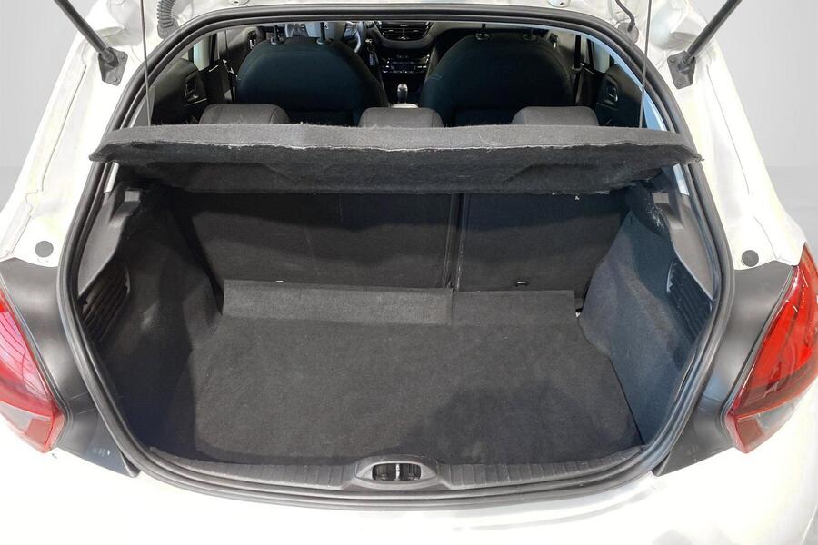 Peugeot 208 vaihtoauto