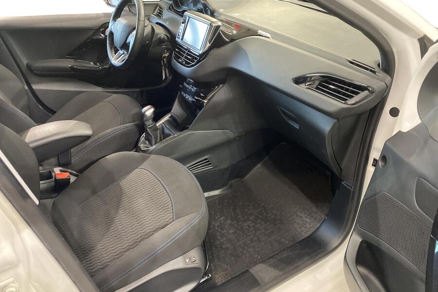 Peugeot 208 vaihtoauto