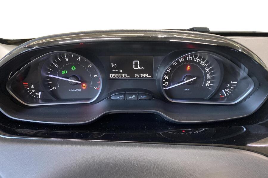 Peugeot 208 vaihtoauto