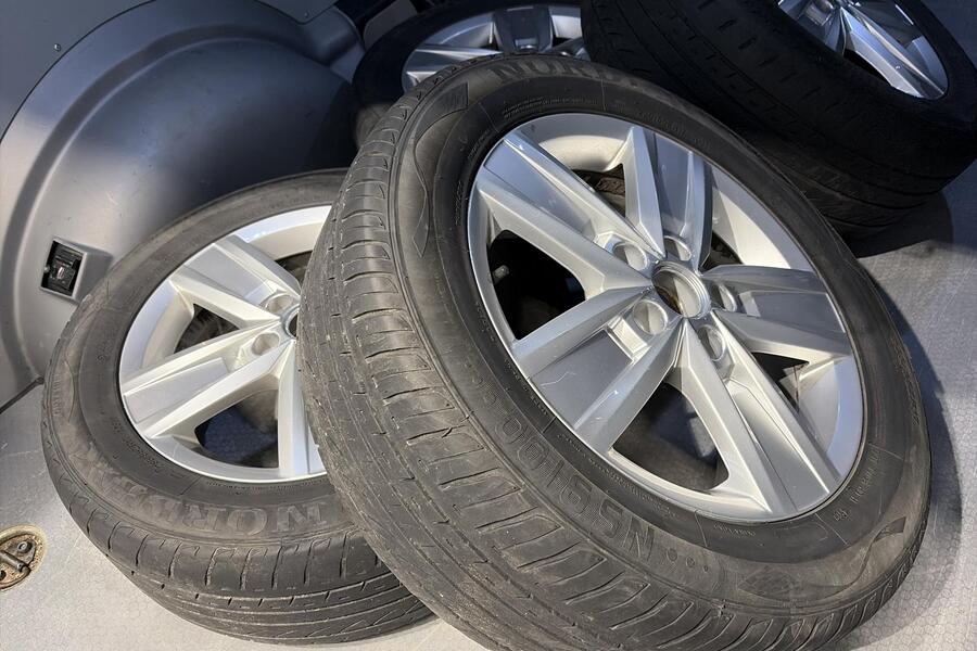 Volkswagen Transporter vaihtoauto