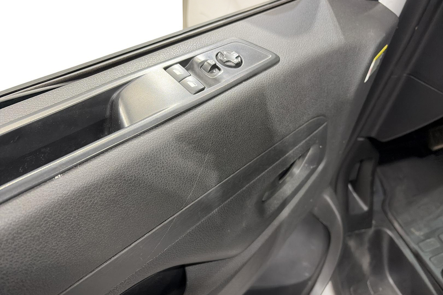 Opel Vivaro-e vaihtoauto