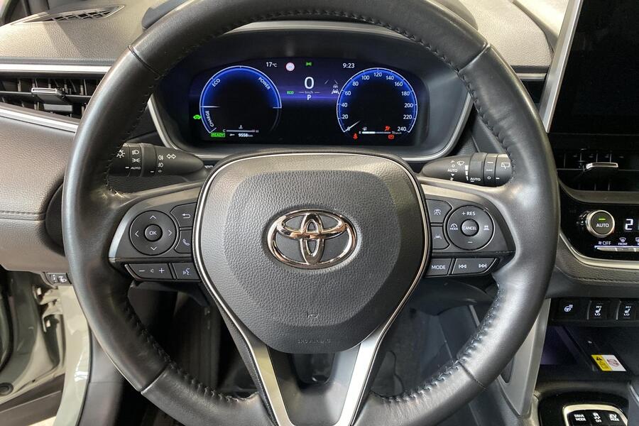 Toyota Corolla Cross vaihtoauto