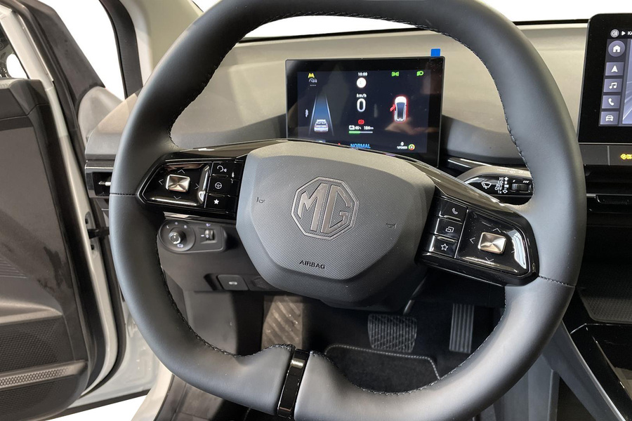 MG MG4 vaihtoauto