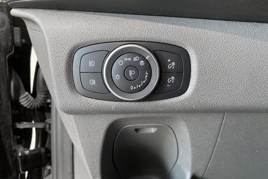 Ford Transit Custom vaihtoauto