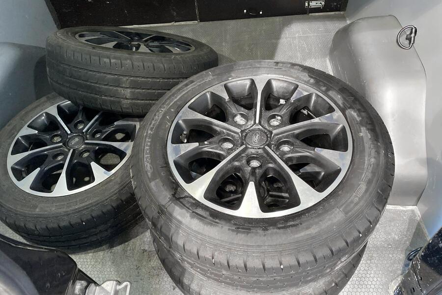 Ford Transit Custom vaihtoauto