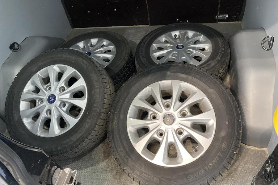 Ford Transit Custom vaihtoauto