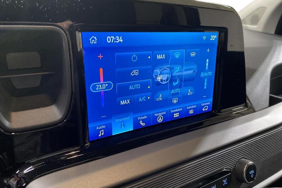 Ford Tourneo Courier vaihtoauto