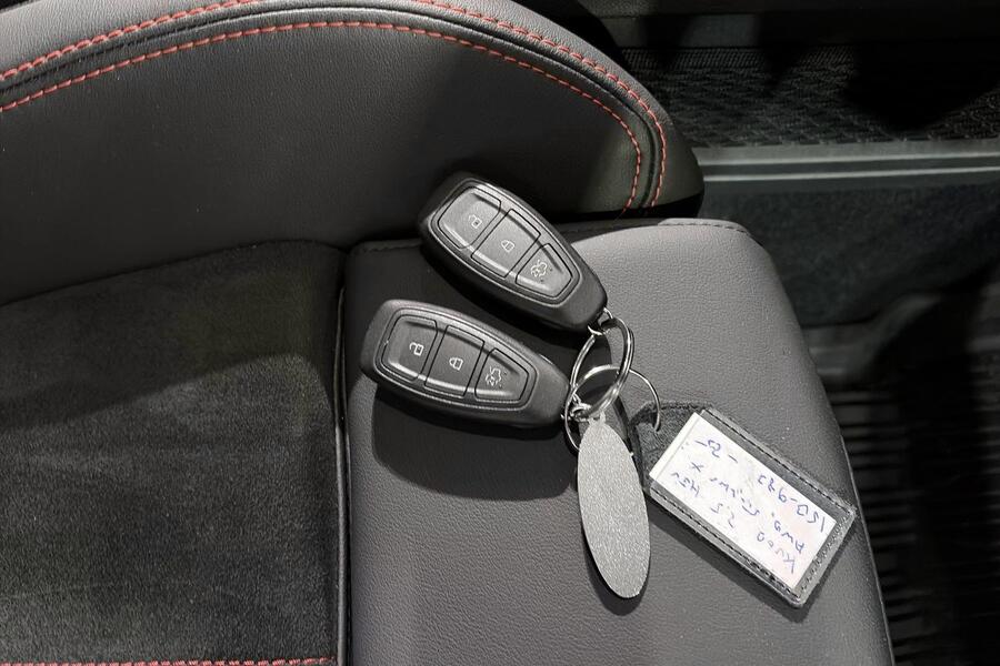 Ford Kuga vaihtoauto