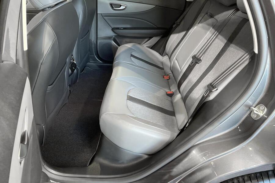 MG MGS5 EV vaihtoauto