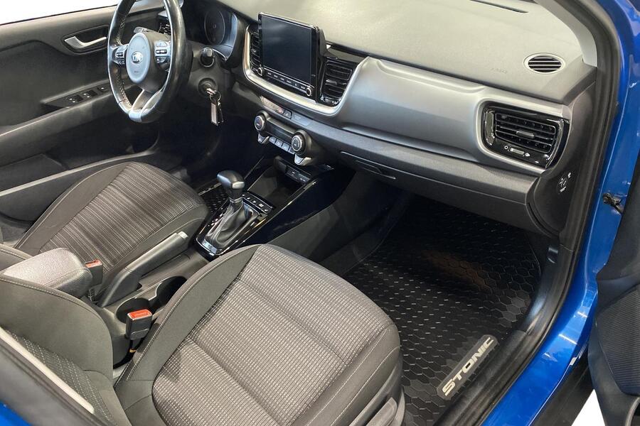 Kia Stonic vaihtoauto