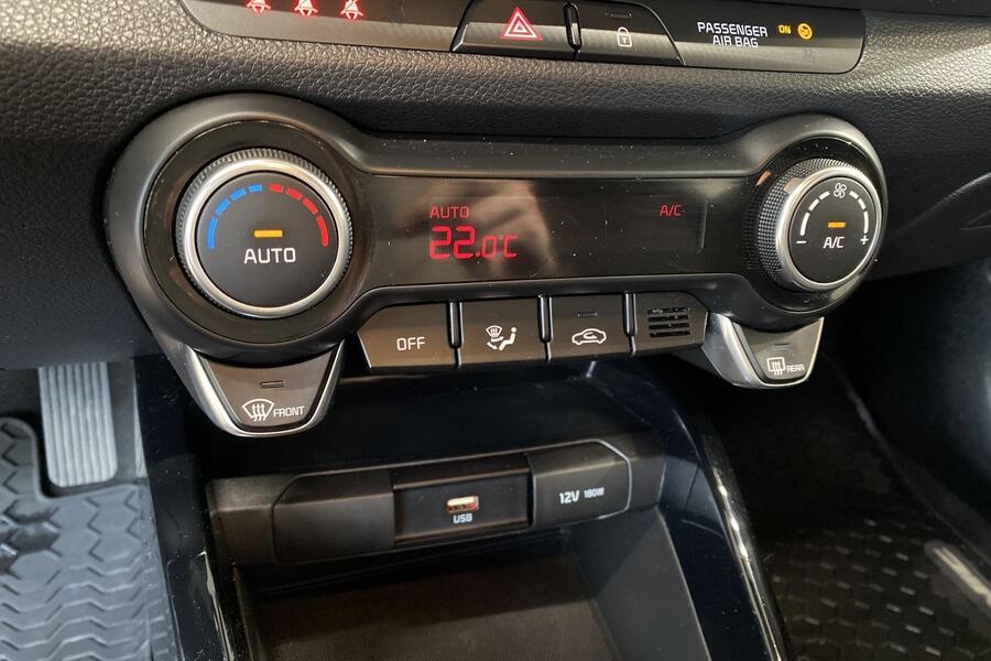 Kia Stonic vaihtoauto