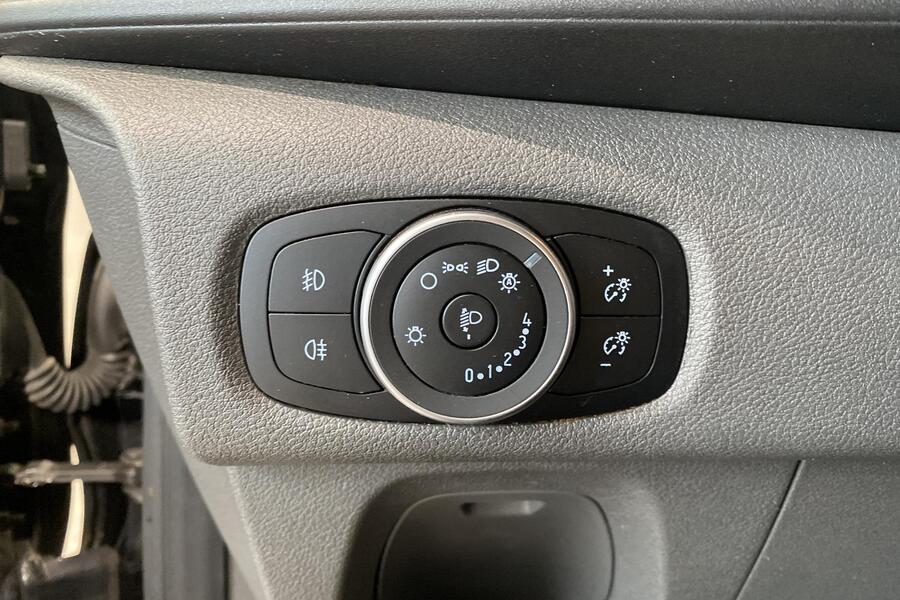 Ford Transit Custom vaihtoauto