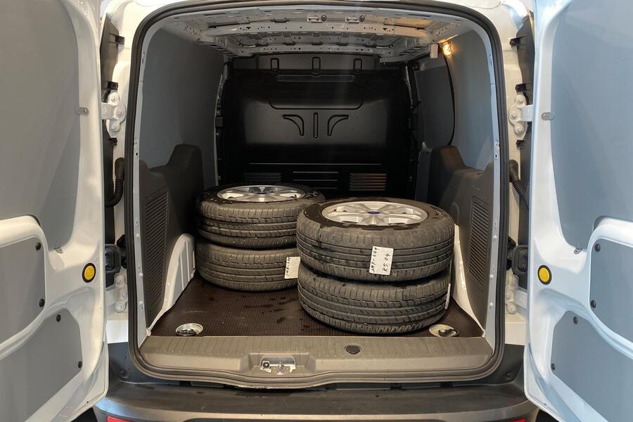 Ford Transit Connect vaihtoauto