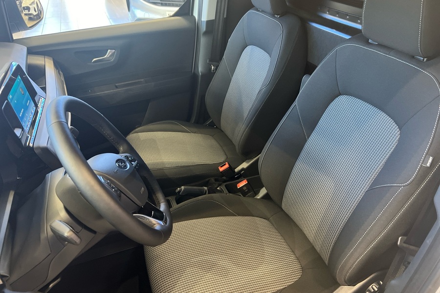 Ford Transit Courier vaihtoauto