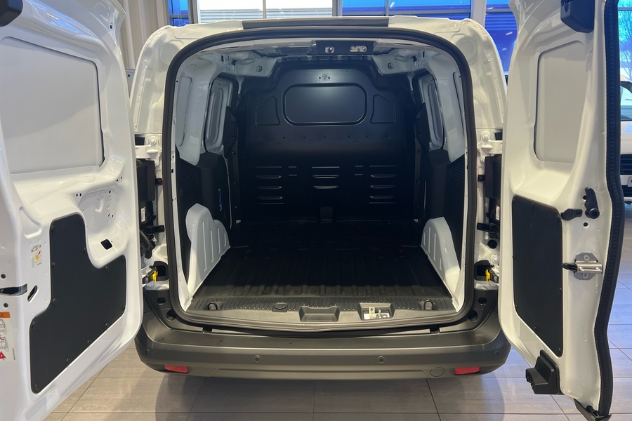 Ford Transit Courier vaihtoauto