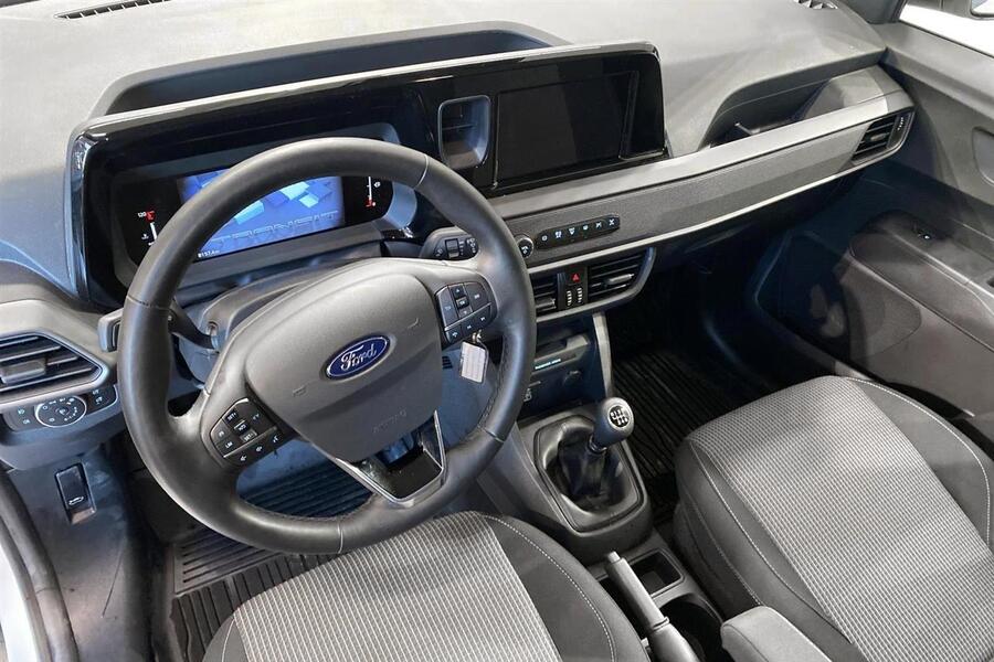 Ford Transit Courier vaihtoauto