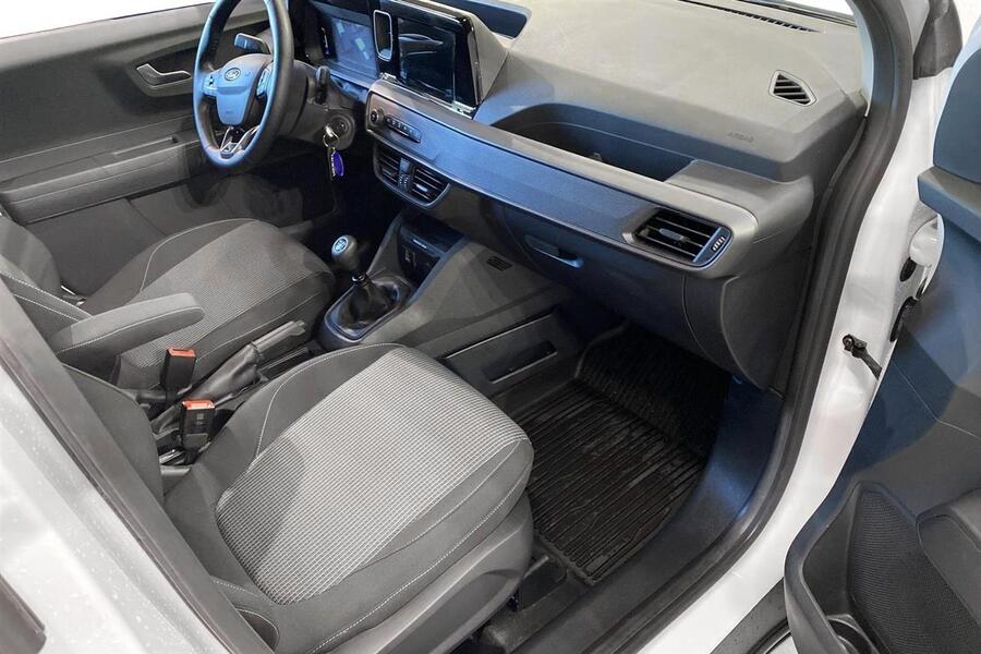 Ford Transit Courier vaihtoauto