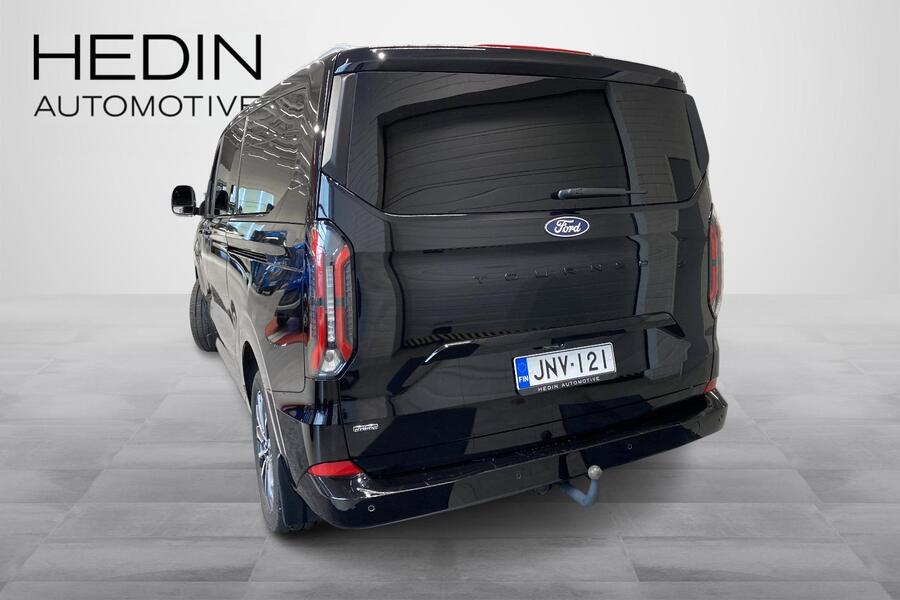 Ford Tourneo Custom vaihtoauto