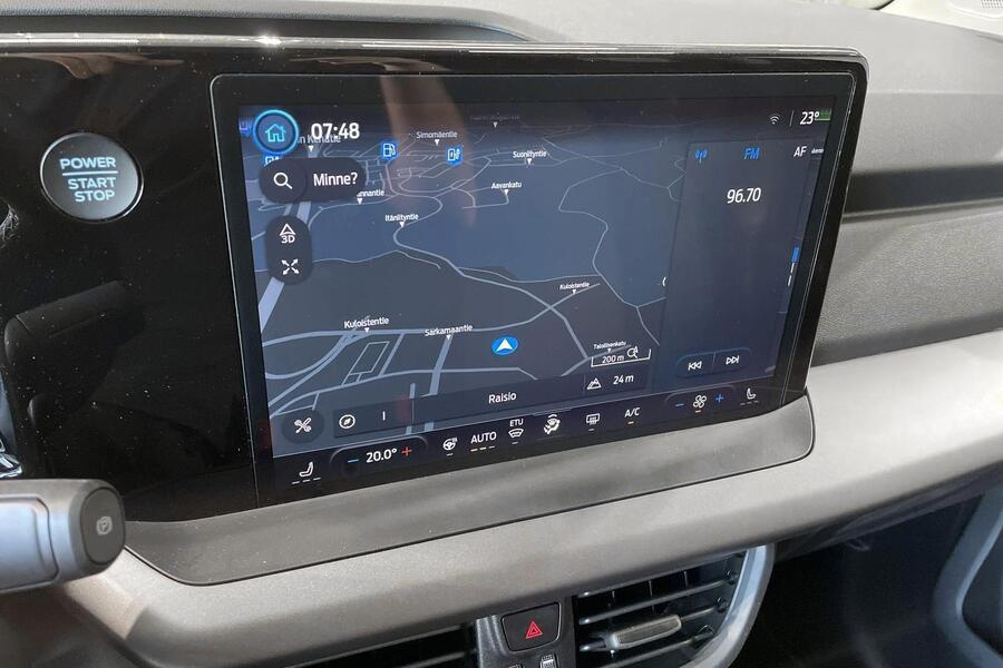 Ford Tourneo Courier vaihtoauto