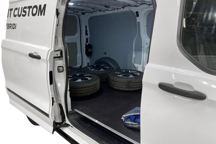 Ford Transit Custom vaihtoauto